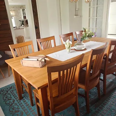 Villa Omakotitalo Pihasaunalla Laehellae Asuntomessuja, *
